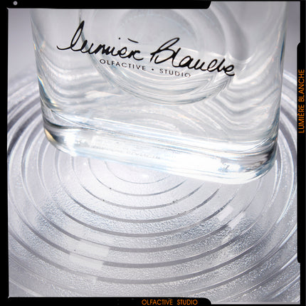 Lumiere Blanche